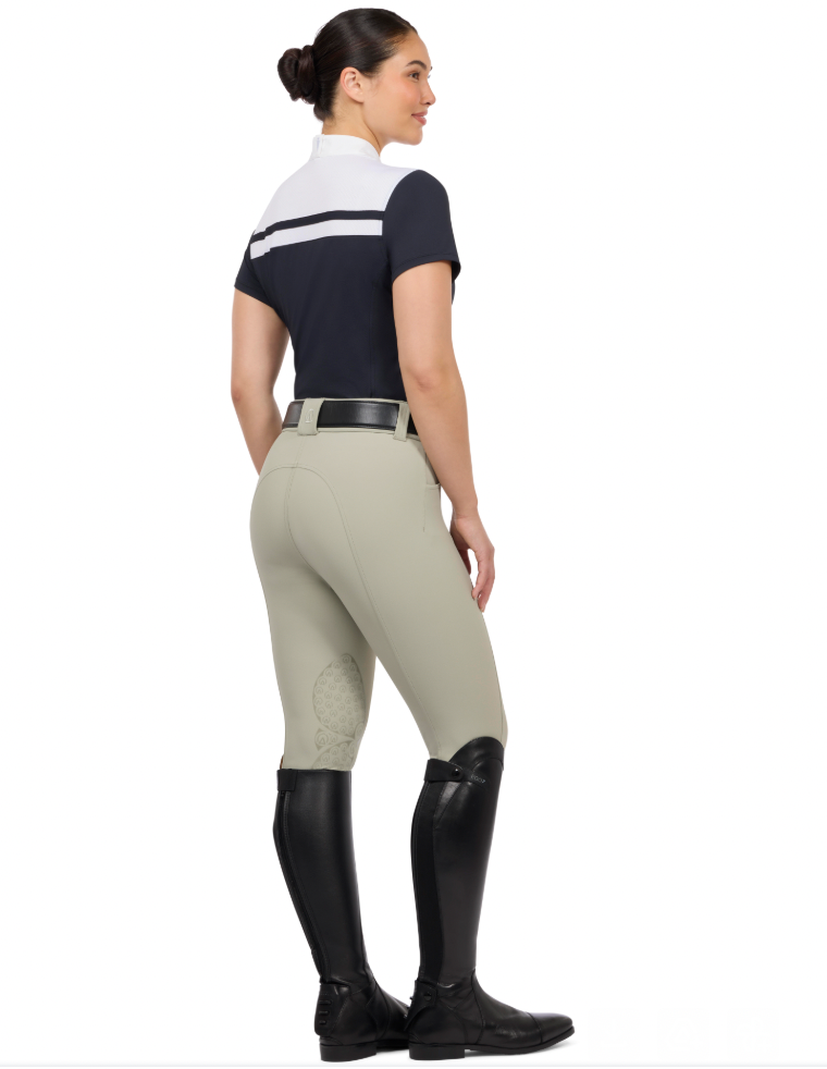 Show Off Short Sleeve Clinic Shirt